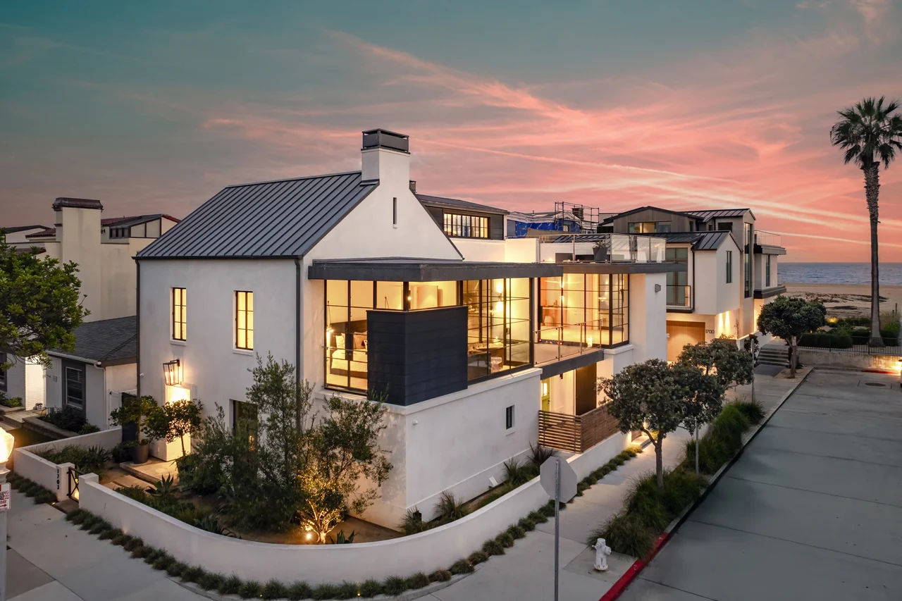 1703 E Ocean Boulevard, Balboa Peninsula